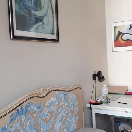 Bed & Breakfast Hyper Centre Double, Parking Securise, Petits Dejeuners Compris